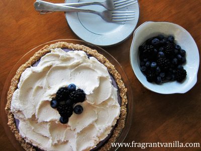 Black and Blue Berry Cheesecake Pie 6