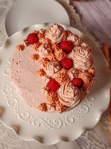 Vegan Raspberry Vanilla Cake
