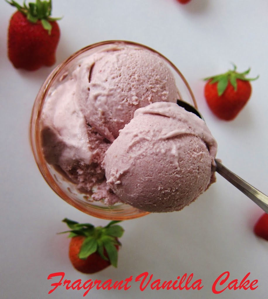 Raw Strawberry Rhubarb Ginger Ice Cream