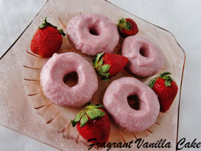 Strawberry Doughnuts