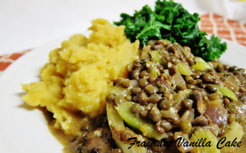 Lentils in mushroom gravy with sweet and gold mashed potatoes 3