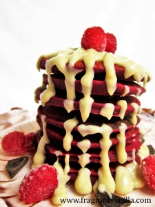 red-velvet-chocolate-chunk-pancakes-3