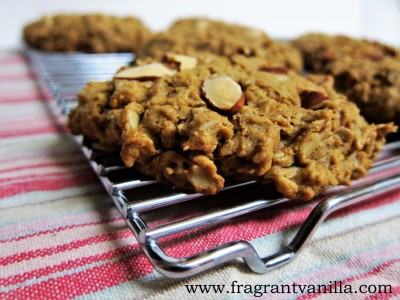 Almond Oatmeal Cookies 1