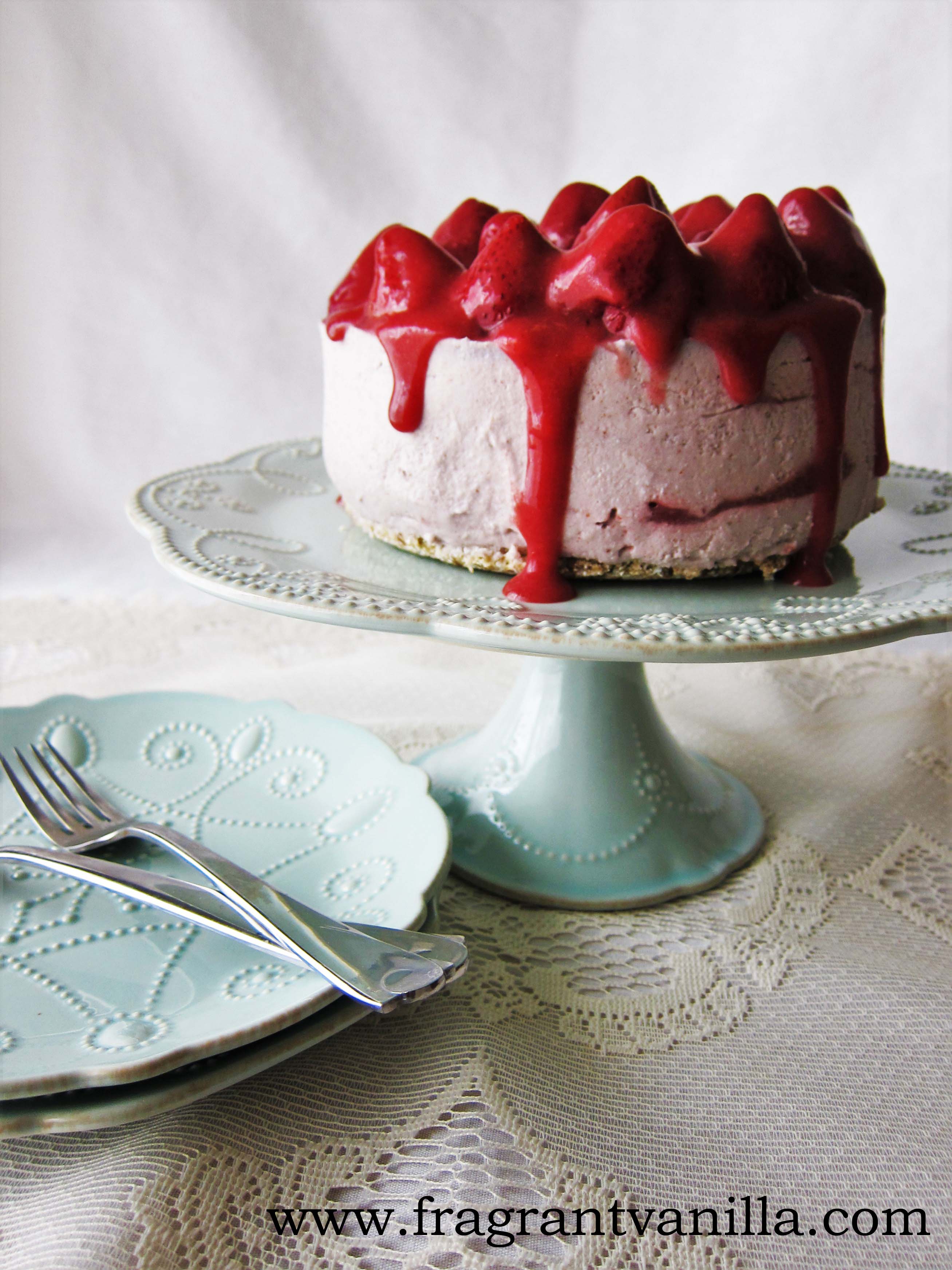Raw Strawberry White Chocolate Cheesecake