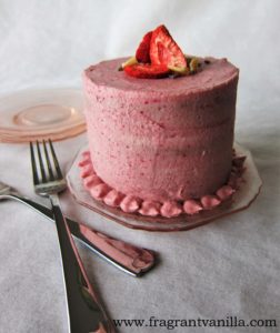 Strawberry White Chocolate Cake 4