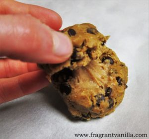 Vegan Caramel Stuffed Chocolate Chip Cookies 6