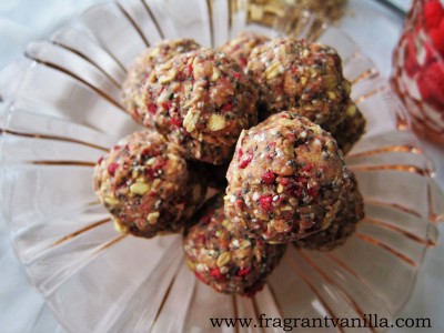 raspberry oat bites 1