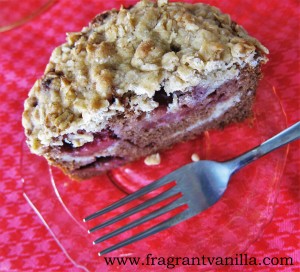 strawberry cream cheese coffeecake 1