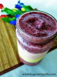 Mango Berry Smoothie