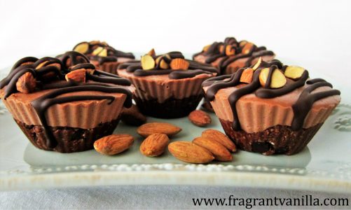 mini chocolate almond cheesecakes 1