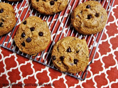 Vegan Pumpkin Spice Chocolate Chip Cookies 3