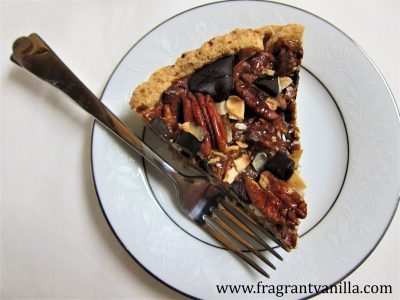 pecan-coconut-chocolate-chunk-tart-4