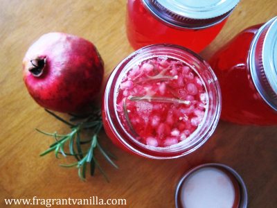 pomegranate-rosemary-kombucha-2