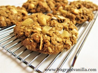 White Chocolate Coconut Macadamia Cookies 1