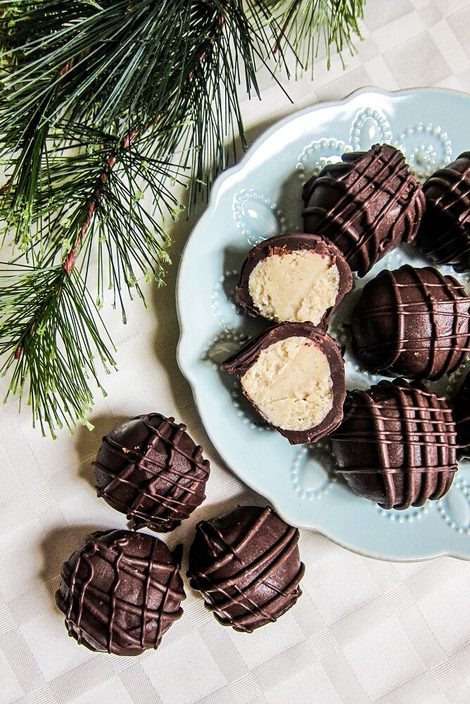 Eggnog truffles 4