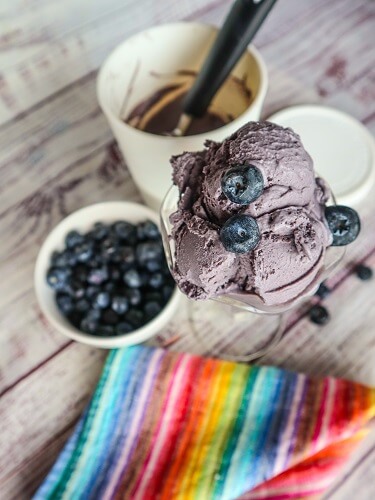 5 Ingredient Vegan Blueberry Cheesecake Ice Cream