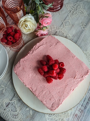 Vegan Raspberry Banana Cake