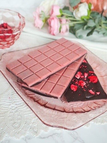 Ruby Chocolate Strawberry Bar