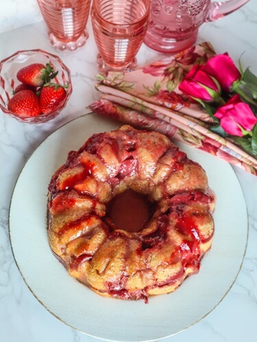 Vegan Strawberry Monkey Bread